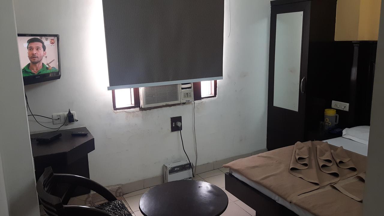 Hotel Shreeram Deluxe *